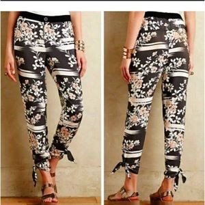 Elevenses Anthropologie brown floral pants, XS
